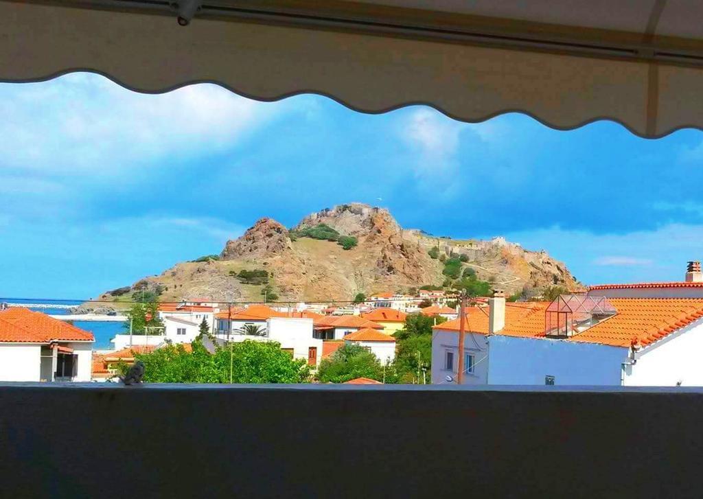 Kostas Studios Apartments - Ενοικιαζόμενα Δωμάτια Με Κουζινάκι Myrina Exterior photo